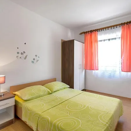 Apartment 1 Bedroom Gorgeous In Vodice