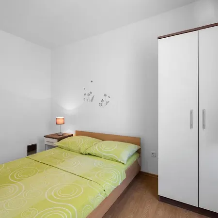 1 Bedroom Gorgeous In Водице